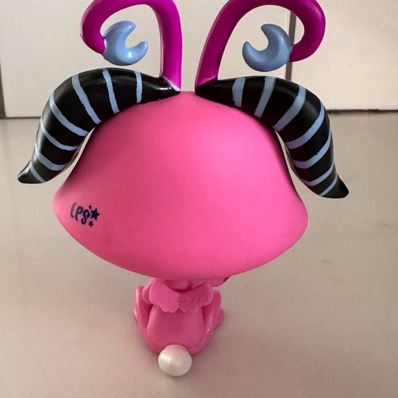 Littlest Pet Shop Moonlite Fairy Figures with Wings | LPS Collectibles - Picture 15 of 15